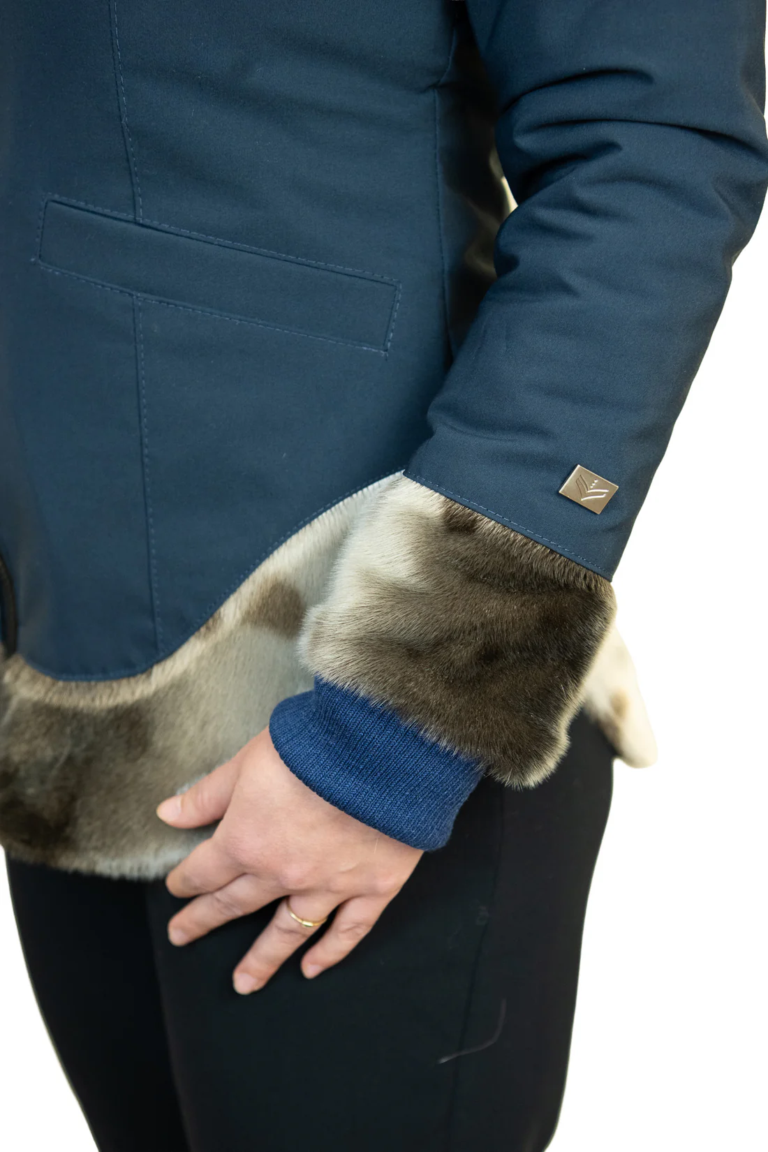 VAF SIGNATURE | ᐊᑎᓕᐅᕈᓯᐊ - NAVY | NATURAL - Image 4